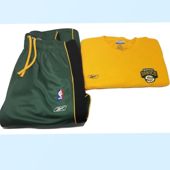 🇨🇺SEATTLE SUPERSONICS REEBOK WARMUP PANTS/TSHIRT - Picture 1 of 8